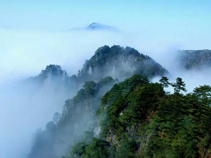 明月山在哪里 明月山附近住宿推薦