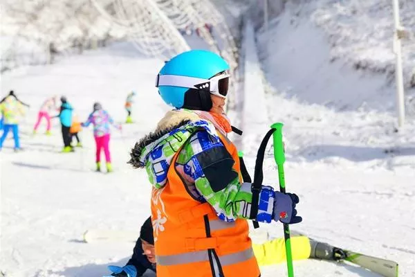 神農(nóng)架國際滑雪場自駕游攻略