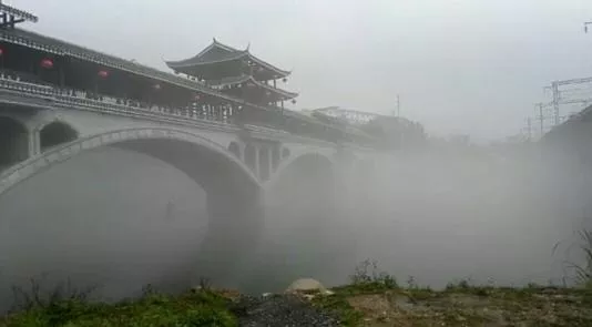 風(fēng)雨橋是什么樣的呢