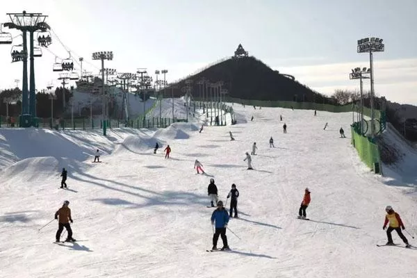 2022-2023北京南山滑雪場(chǎng)門票價(jià)格 附開放時(shí)間